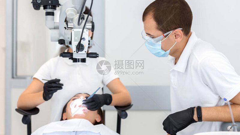 单颗种植牙，如何选择更长寿的品牌？**